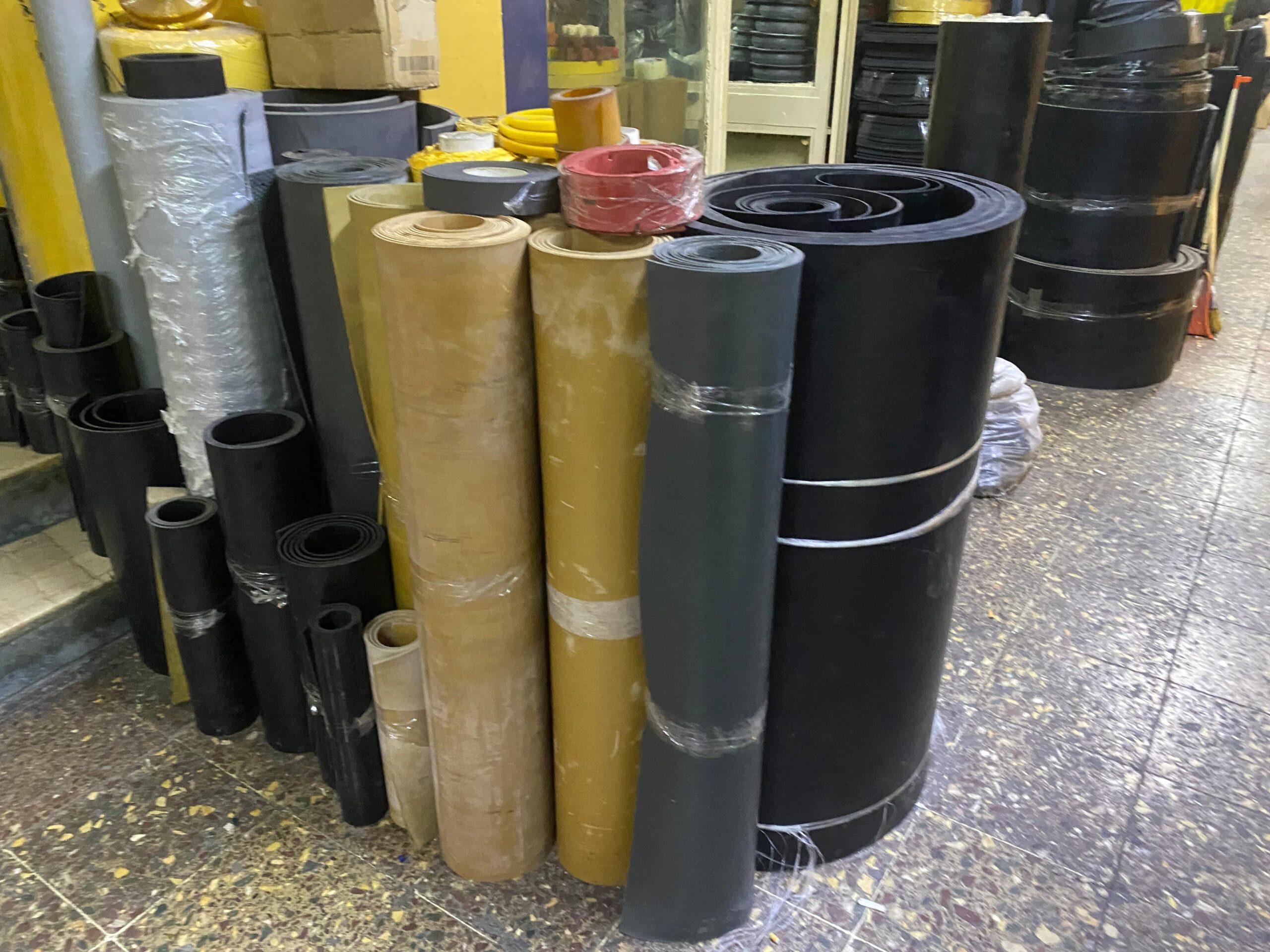 dielektrik İzole halı ve endüstriyel levha Çeşitleri (kumlama, pvc, poliüretan) dielektrik İzole halı ve endüstriyel levha Çeşitleri (kumlama, pvc, poliüretan)